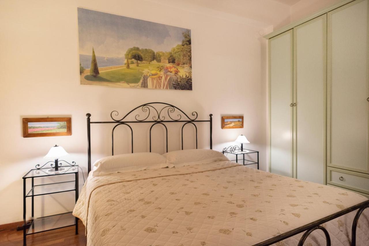 La Floridea Apartment Наполи Екстериор снимка
