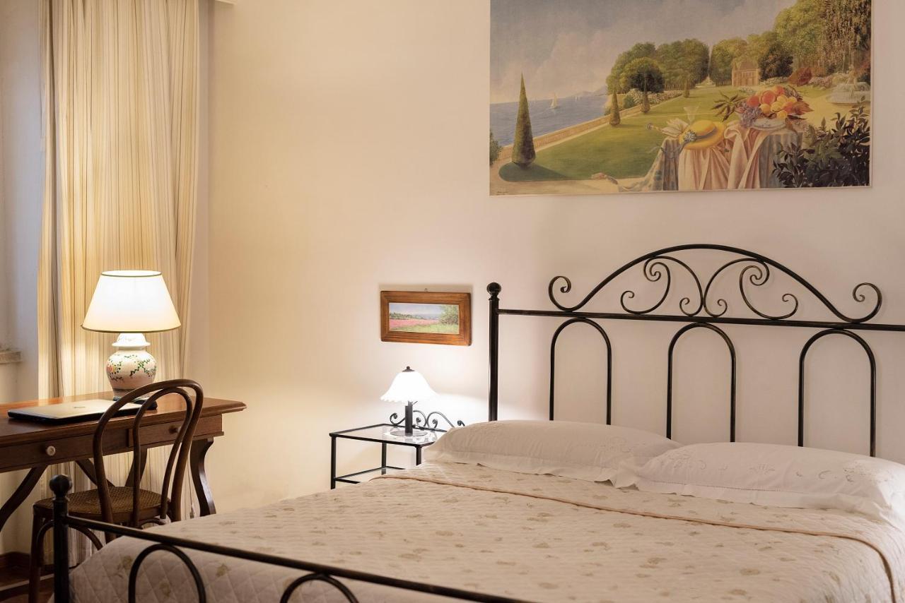 La Floridea Apartment Наполи Екстериор снимка